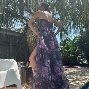 Lulu’s dresses show